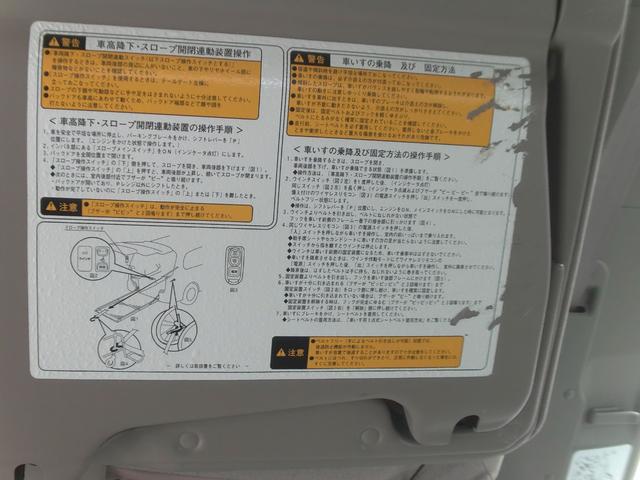 0704130A30260329W00216.jpg
