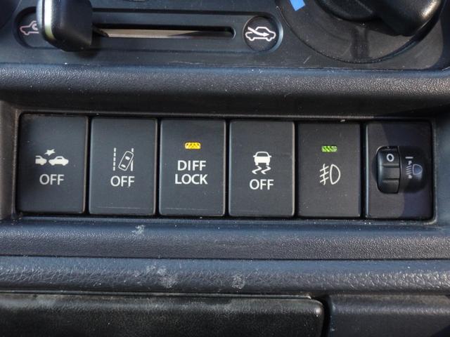 0509025A30260204W00210.jpg