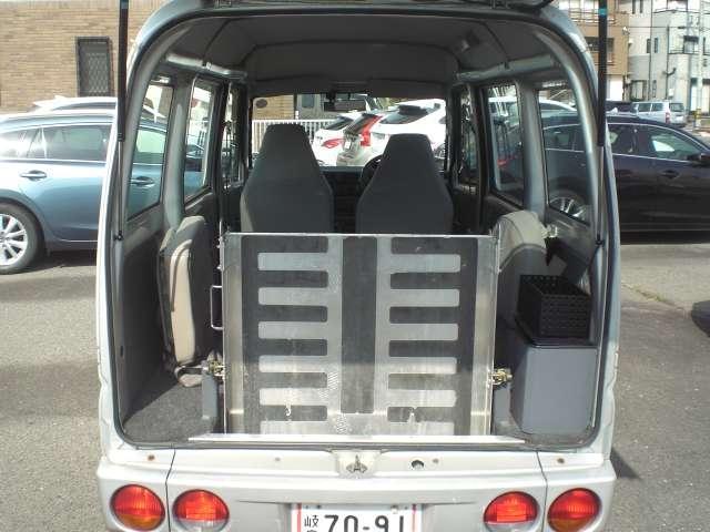22248455_carP_l_16.jpg