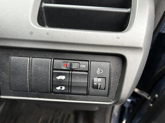 0500312A30260123W00516.jpg