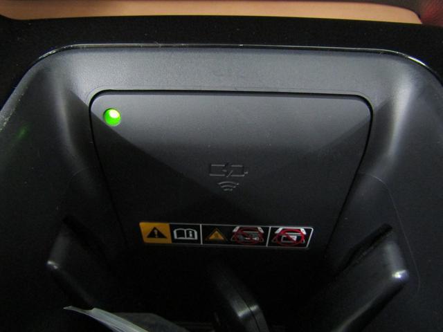 0701563A30260411W00516.jpg