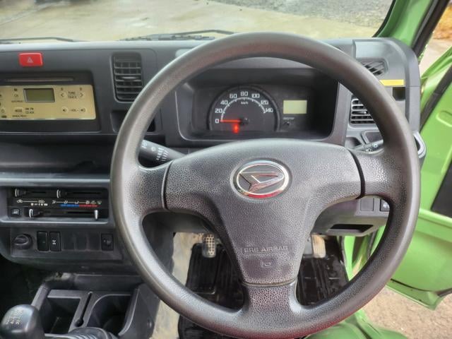 0804442A30250809W00116.jpg