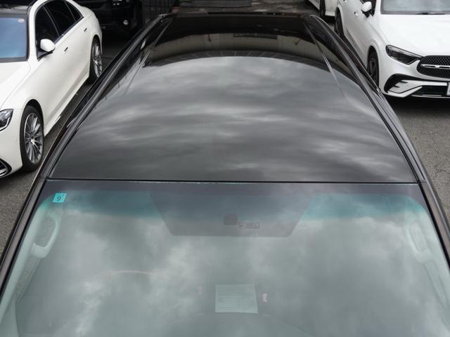 0704436A30250912W00216.jpg