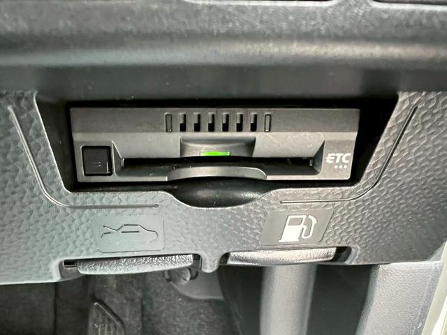 0740054A30250501W00113.jpg
