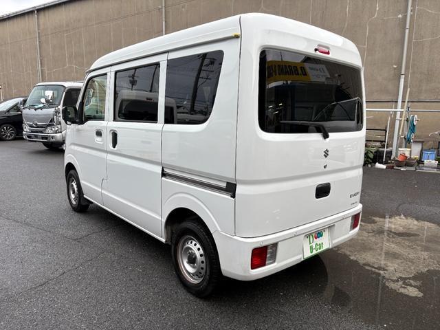 0702733A30250627W00307.jpg