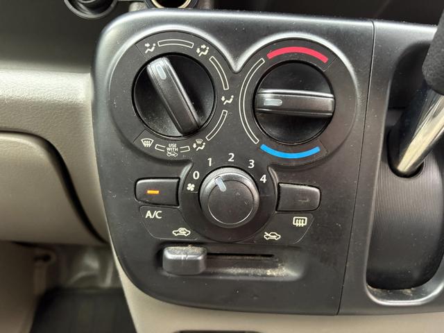 0702733A30250627W00316.jpg