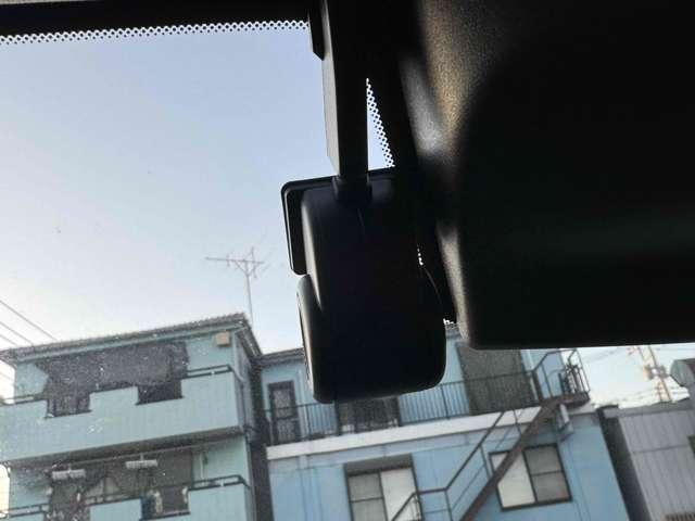 0541447A30260303W00607.jpg