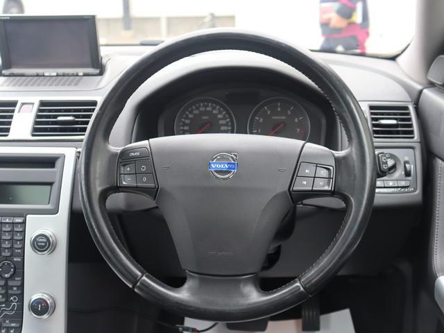 9200118A30260410W00411.jpg