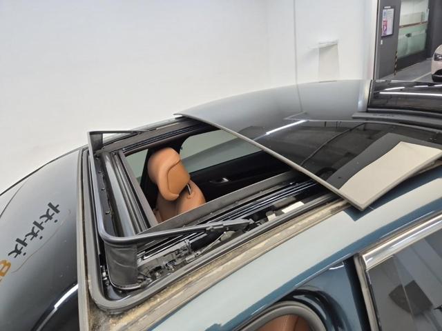 5111501792R13.jpg