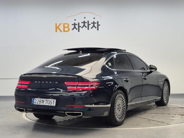 5111501792R3.jpg