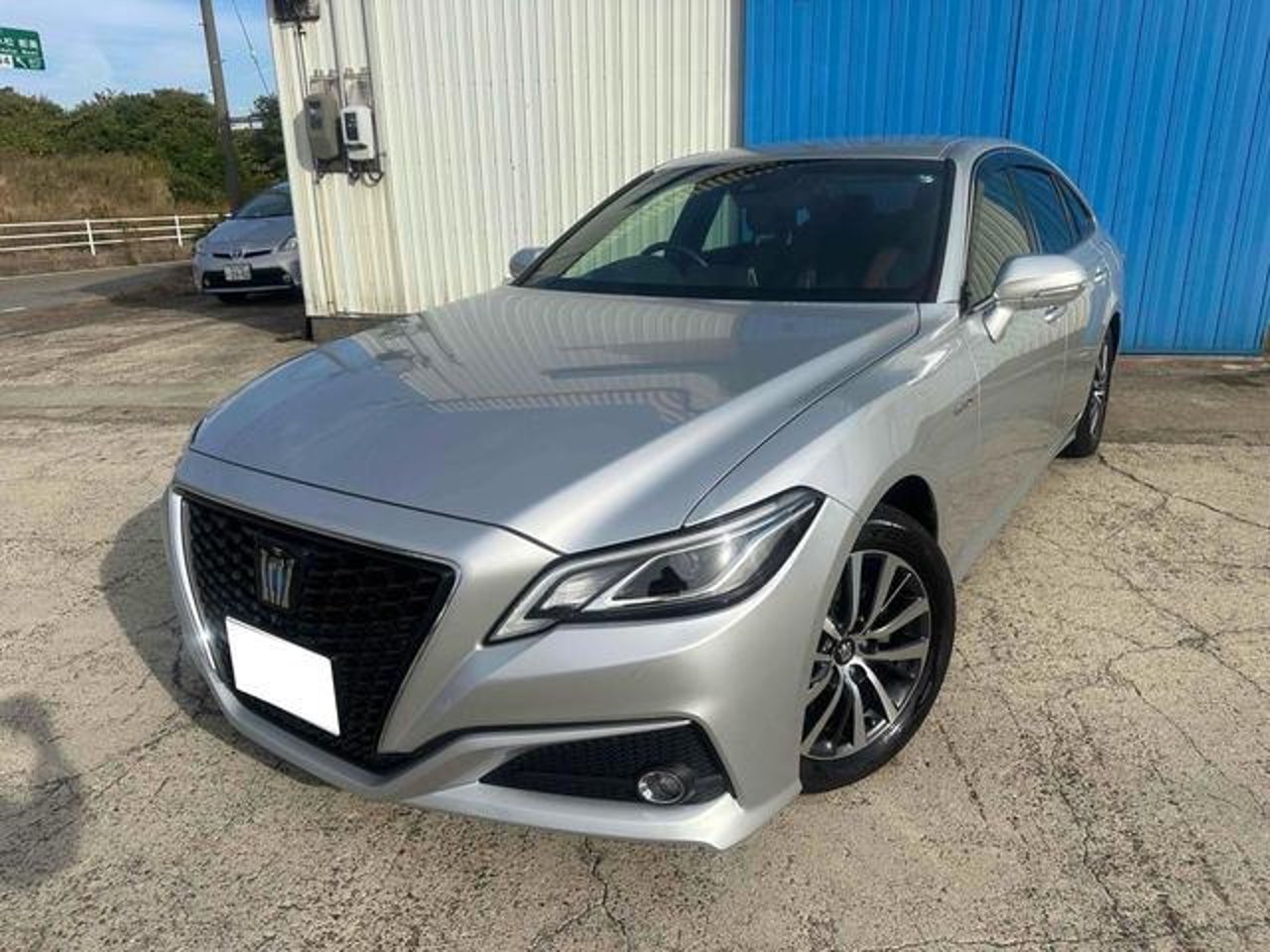 2019 Toyota Crown, photo 1 of 1