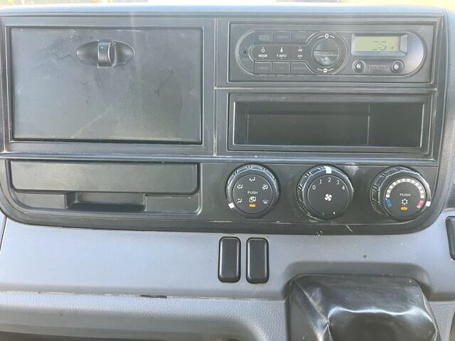 85251_37.jpg