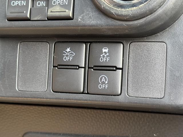 1100001A30260131W00112.jpg