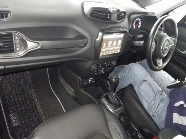 23294792_carP_l_15.jpg