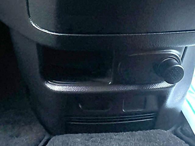 0404081A30250905W00217.jpg