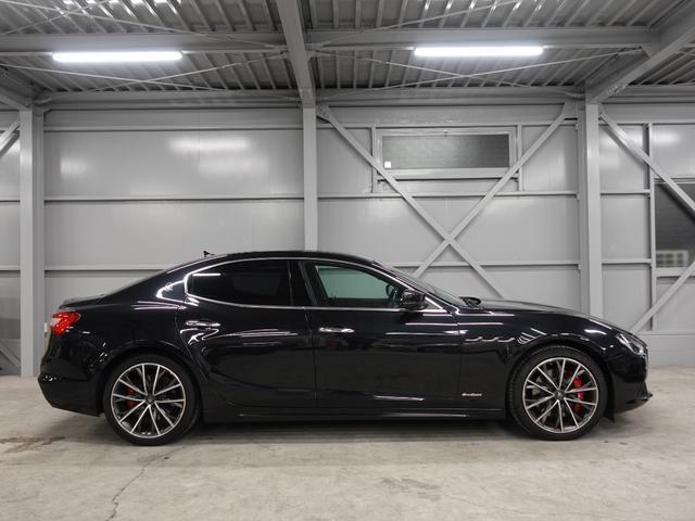 4e907cdca92c49cc82fb4291f8efb556.jpg
