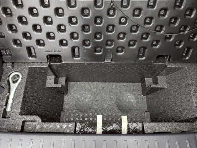 0900491A30250711W00112.jpg