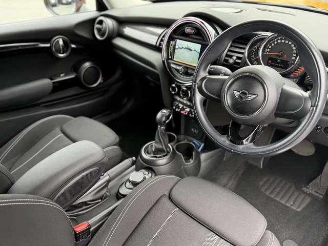 21377264_carP_l_4.jpg