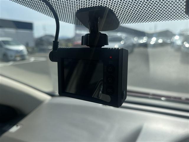89d0bfcc02ba98cb71b0a632ec6aa410.jpg