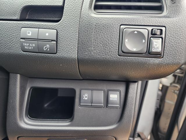 0540272A30251123W00315.jpg