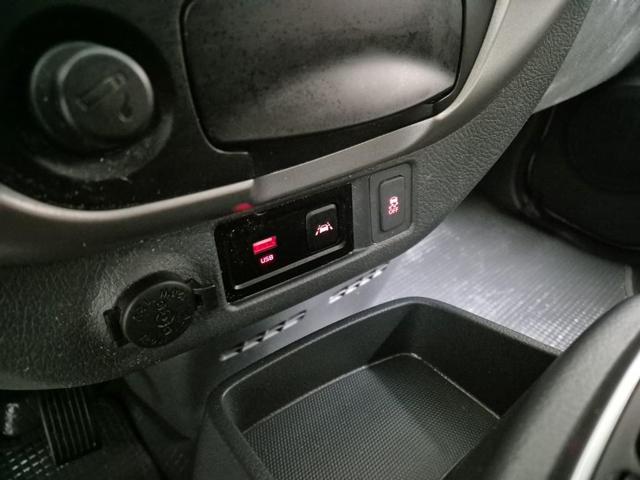6011002464R15.jpg