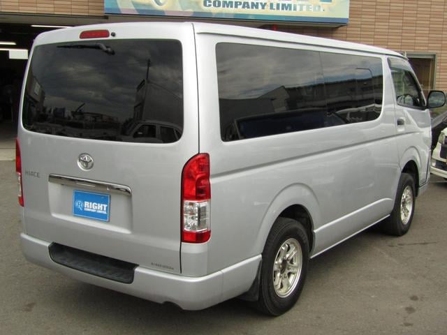 0903304A30250806W00609.jpg
