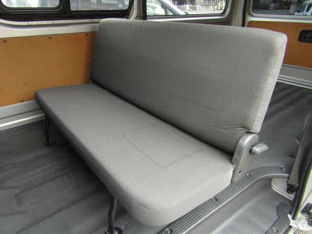 0903304A30250806W00613.jpg