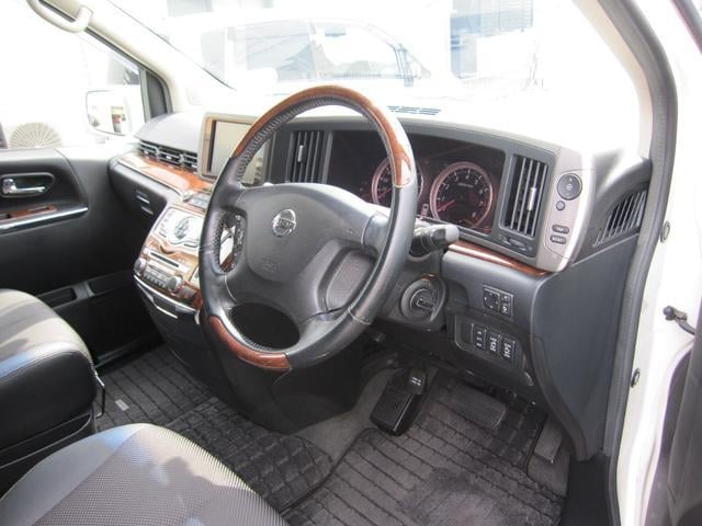 0704211A30250910W00112.jpg