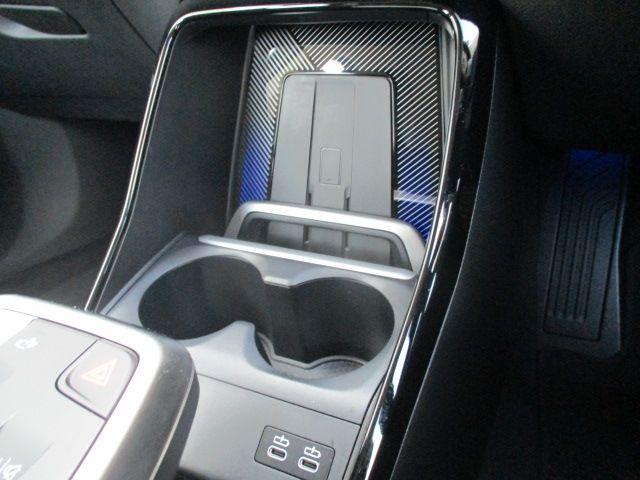 98b870cbe72389a8bd70fd05fc27d202.jpg