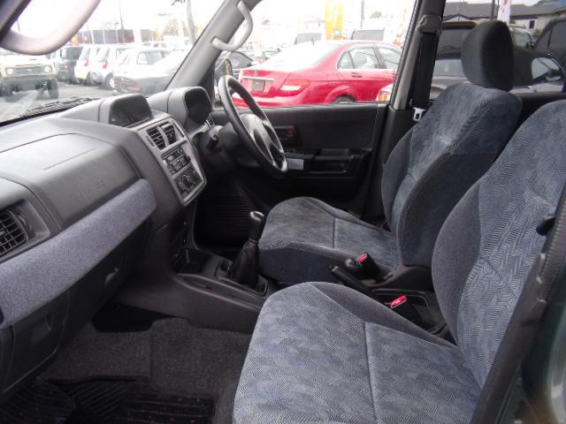 0504216A30260410W00312.jpg