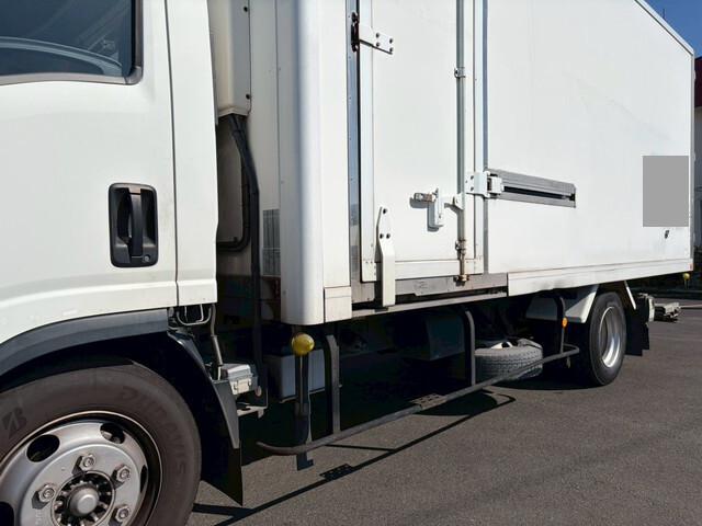 89894_24.jpg
