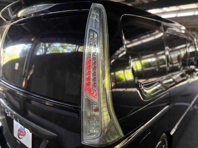 0541502A30250917W00115.jpg
