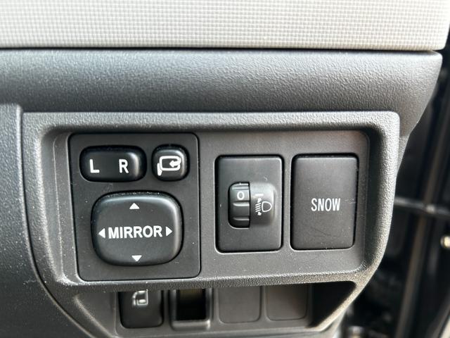 0500312A30260402W00208.jpg