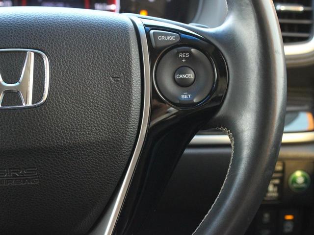 0520029A30260217W00112.jpg