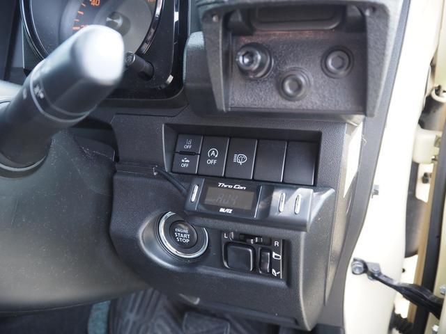 0904107A30260318W00114.jpg