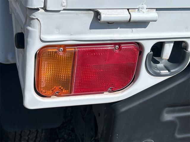 0904106A30260310W00114.jpg