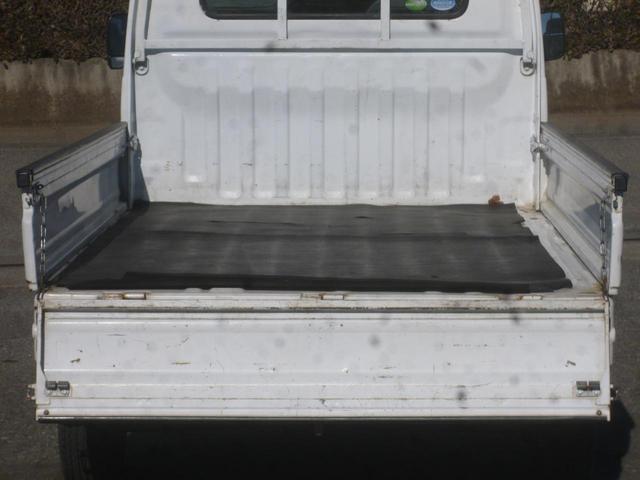 0403211A30250120W00113.jpg
