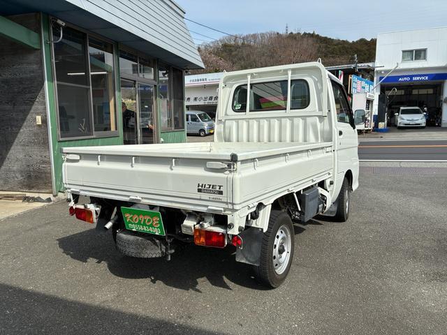 22557306_carP_l_6.jpg