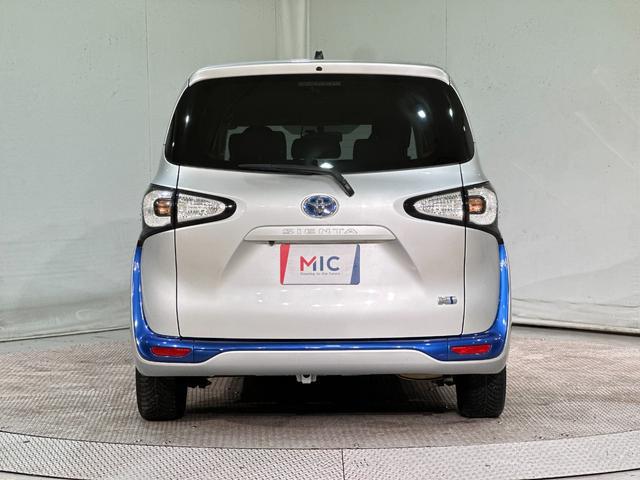 0509824A30260109W00113.jpg