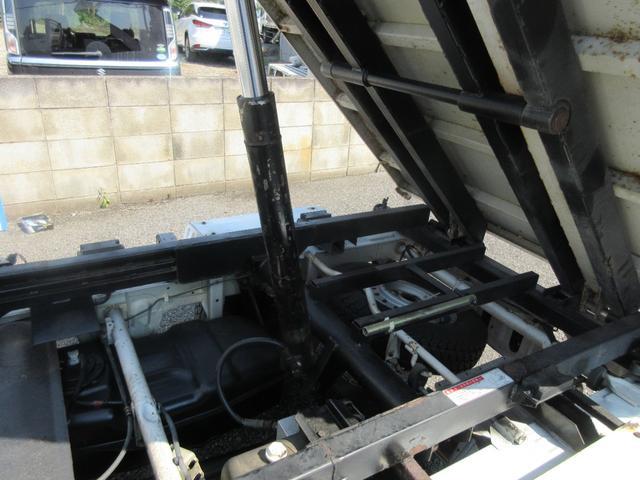 0507984A30250805W00118.jpg