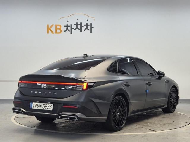 5081501815R3.jpg
