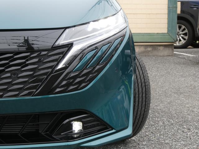 0560989A30260302W00115.jpg
