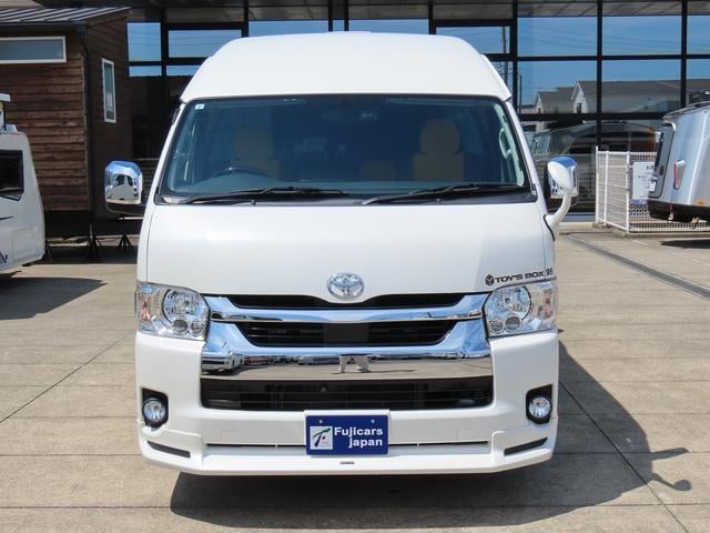 Used HIACE VAN for sale | Global Car Exporters - SBT Japan