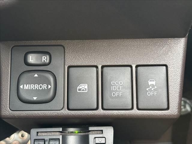 0206860A20251003D00206.jpg