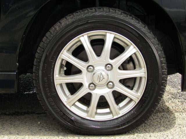 0903304A30250923W00216.jpg