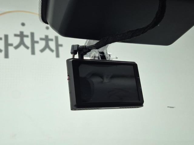 6011002739R16.jpg