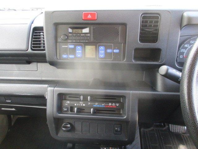 0500952A30250413W00108.jpg