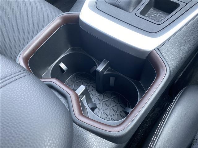 22834069_carP_l_17.jpg