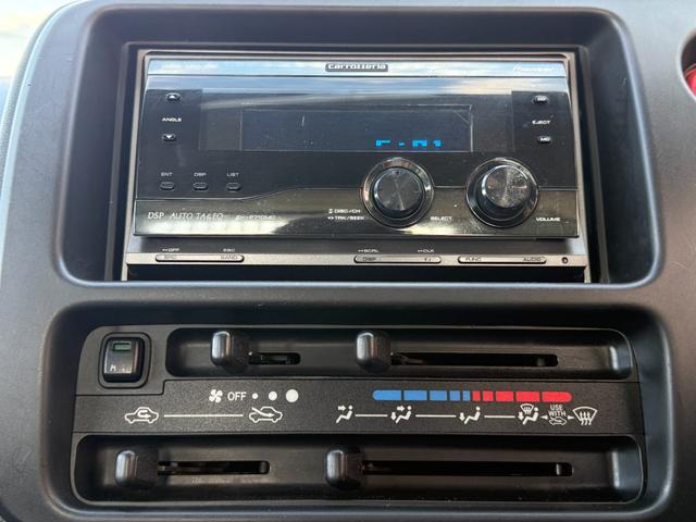 0902026A30260317W00103.jpg