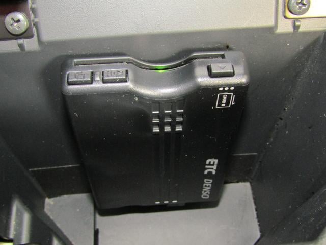 0530123A30251002W01317.jpg